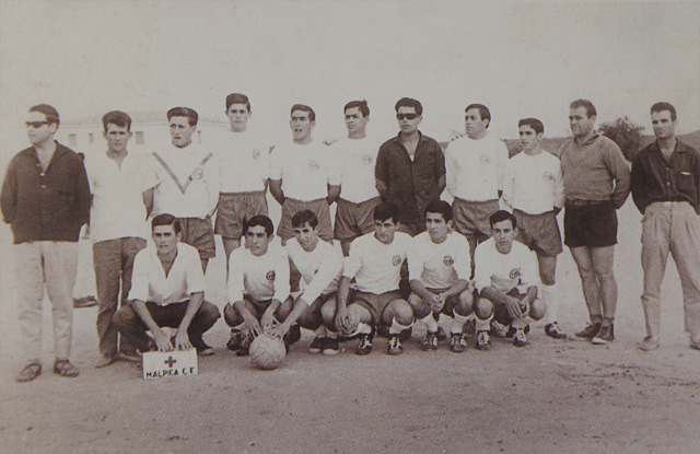 Equipo de fútbol de 1965