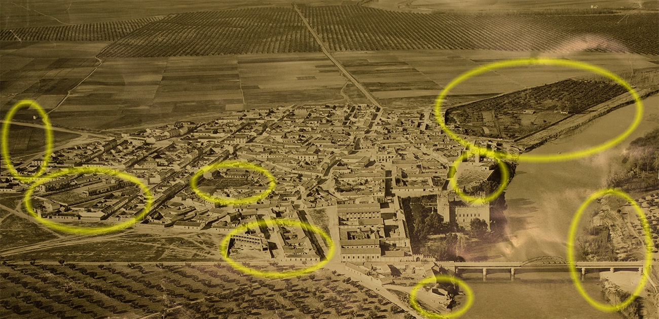 Foto aérea de Malpica de Tajo de un calendario de 19644