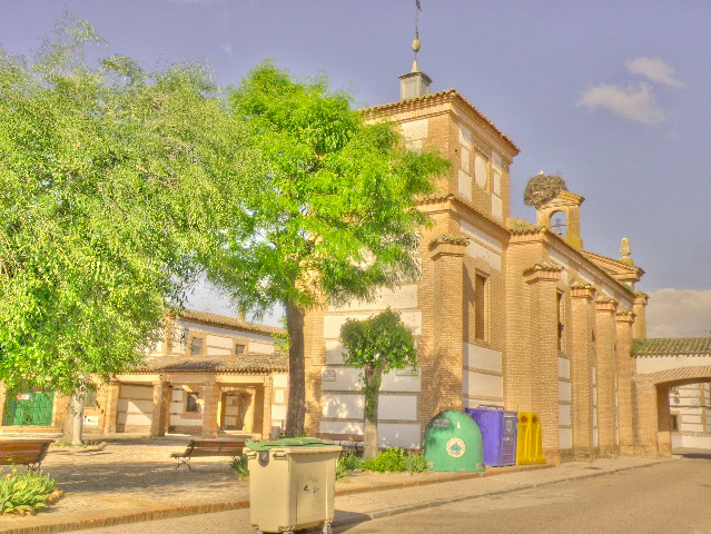 Vista trasera de la Iglesia de Bernuy (Toledo)