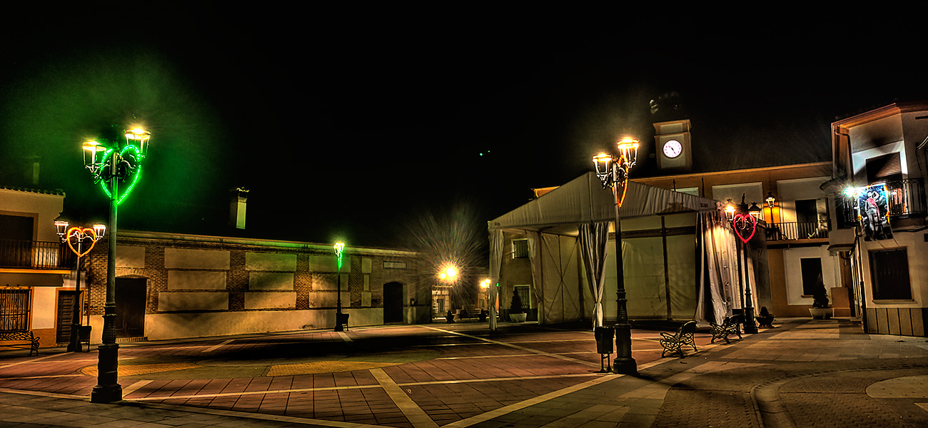 Malpica de Tajo de noche, iluminación fiesta del Santo 2022 -7 