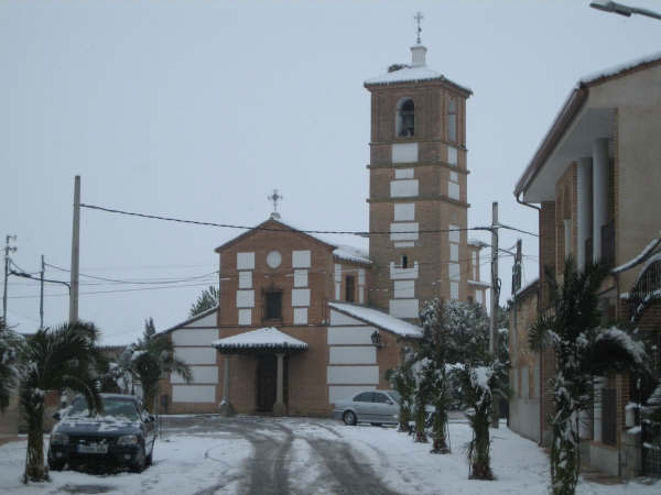 Iglesia de Malpica de Tajo nevada (Félix Erustes)
