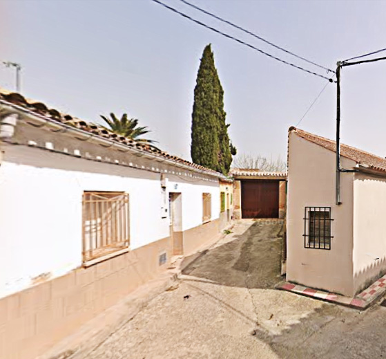 Uno de los tres callejones de  Malpica de Tajo.