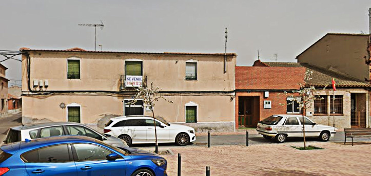 Casas de la plaza del Carmen en Malpica de Tajo